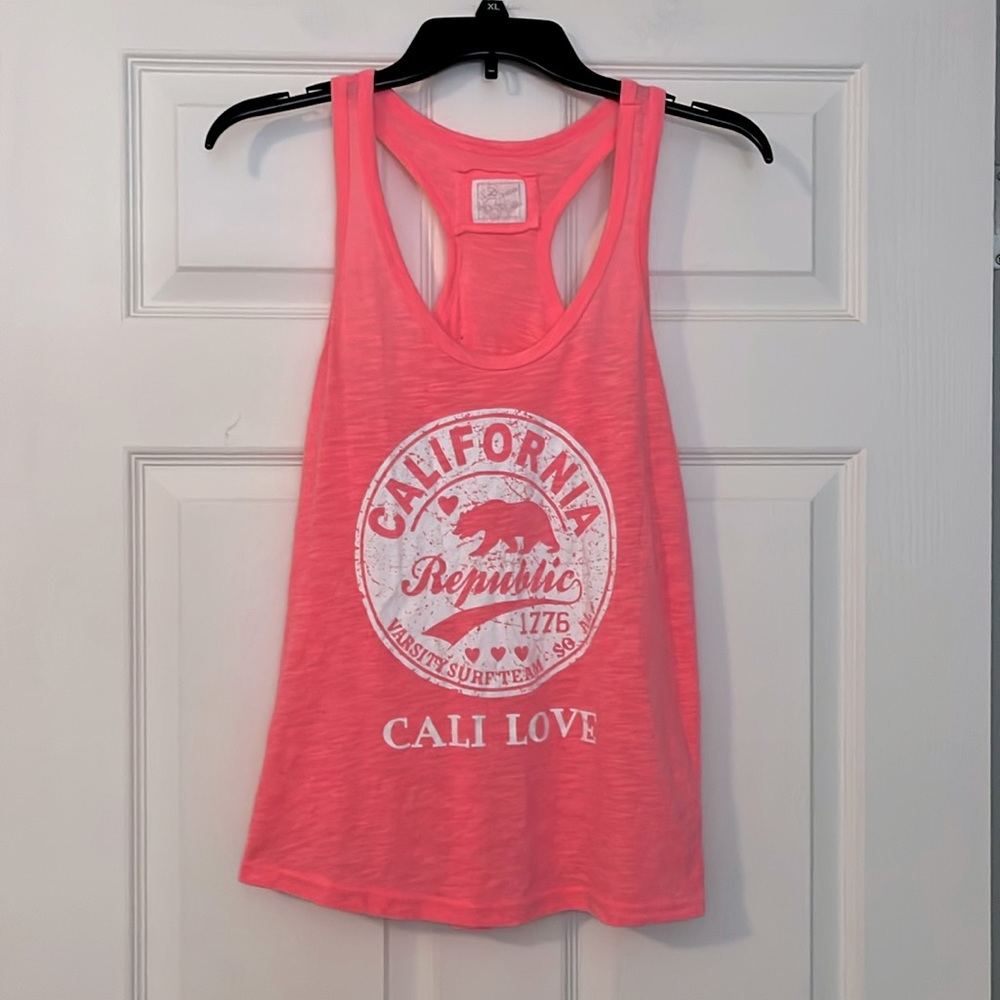 JUNIORS CALIFORNIA TANK : SIZE MEDIUM